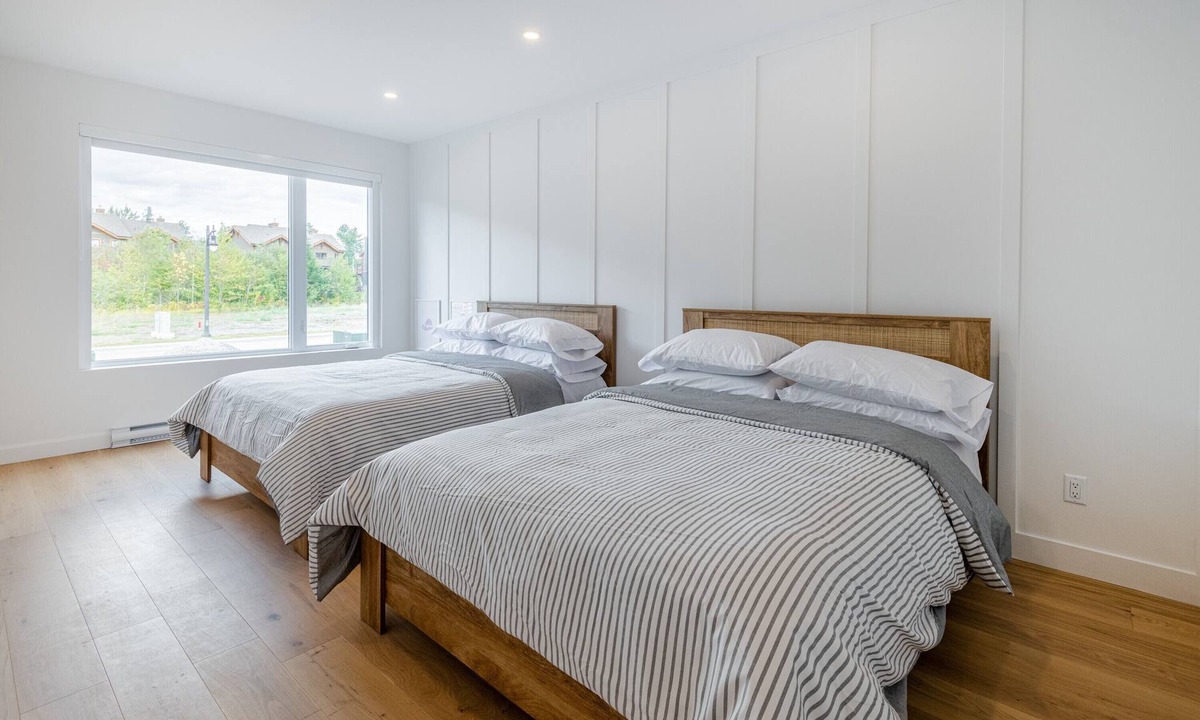 Beaupre Ski Chalet | SOFA VILLAS - Mont Sainte-Anne - Paradise for Outdoors Activities!