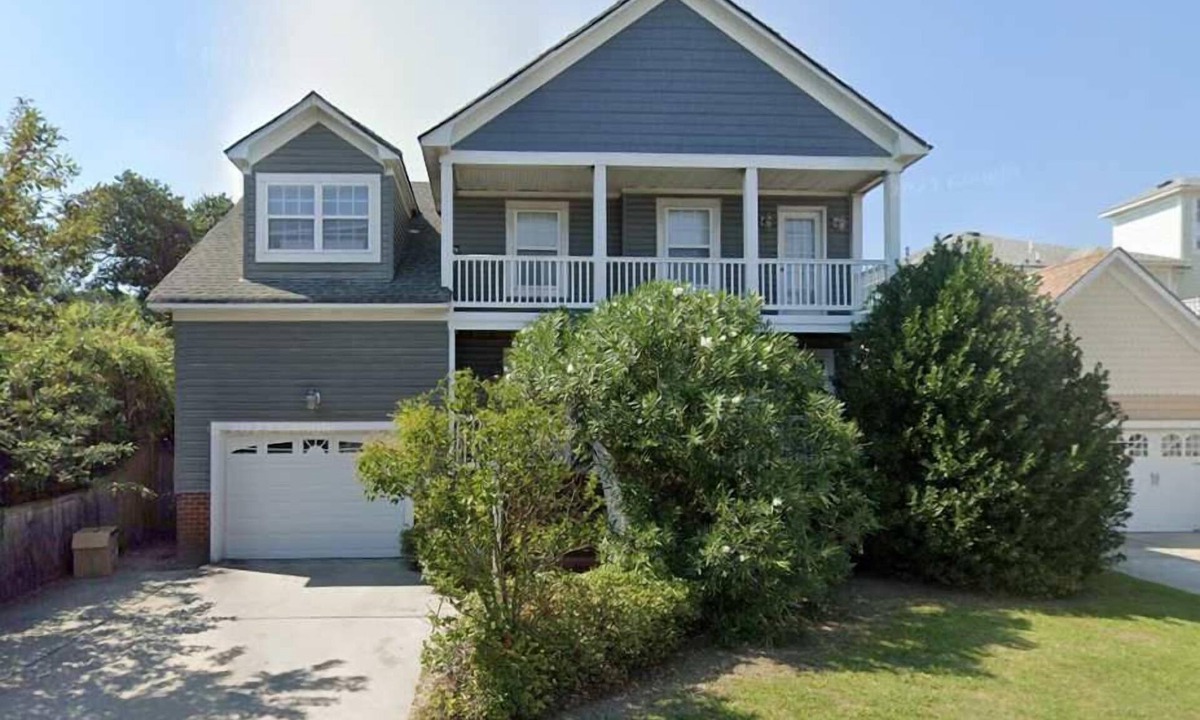 East Ocean View House | Sojourn | Sea Song Bungalow | 5 BR 3 BA