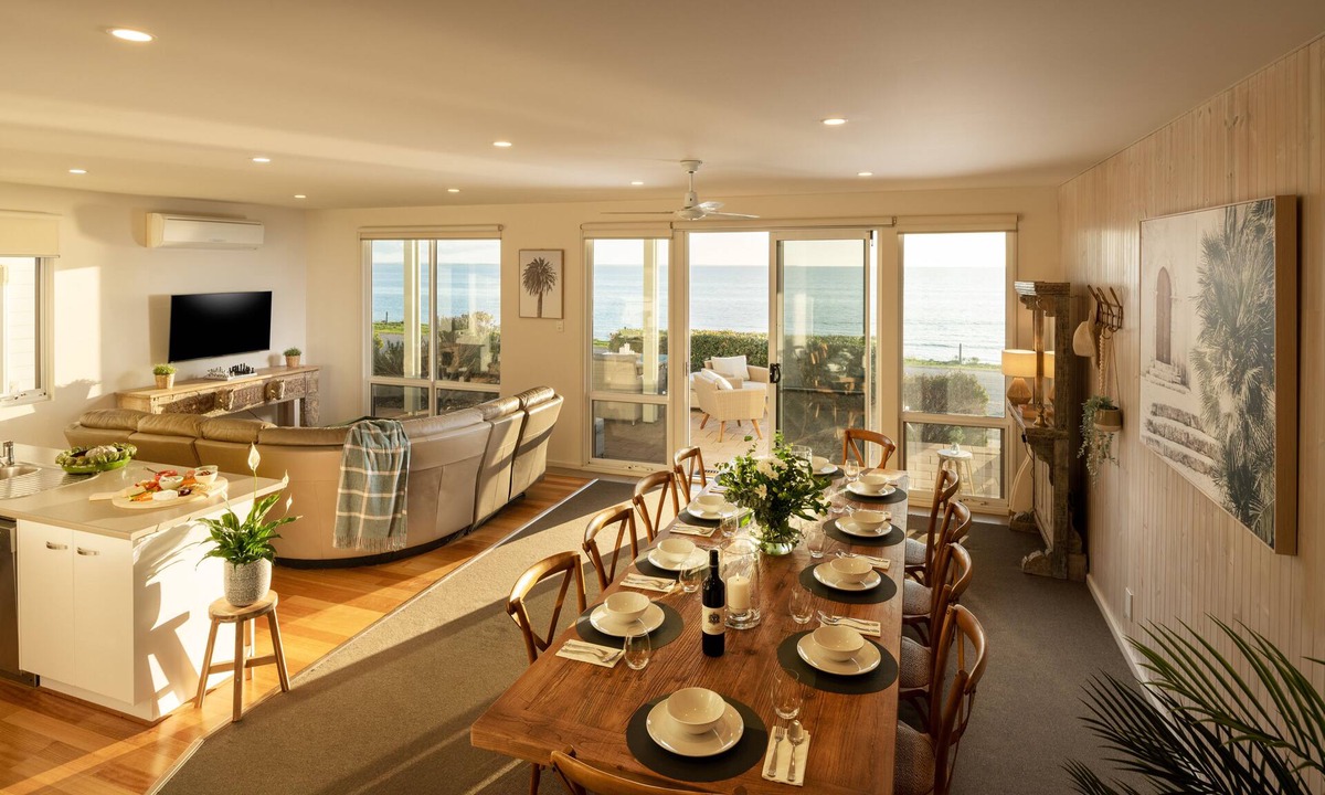 Minlacowie House | Sol Living Beach House