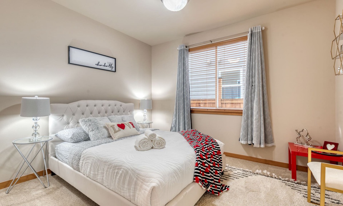 North Creek House | SOLAR VILLA: Relocation perfect. Relax here!