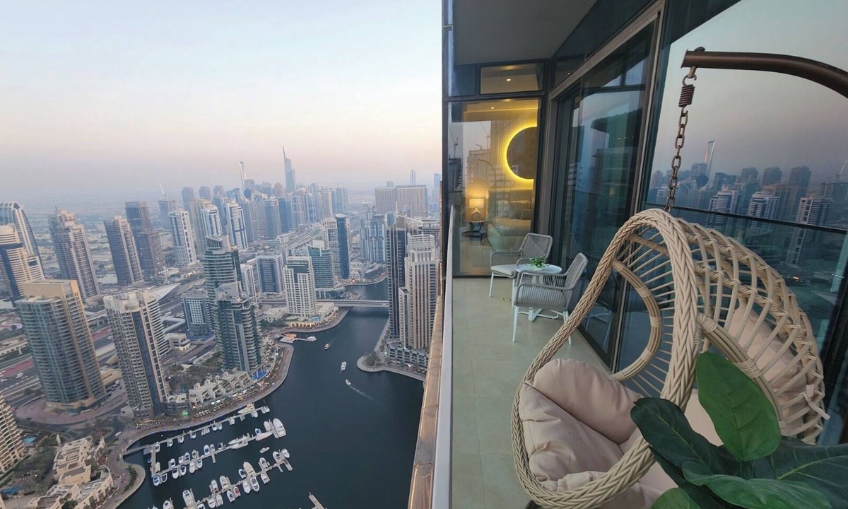 Dubai Apartment | SOLARTE LUXE Penthouse - Marina Gate - 53rd Floor - Top Pools & High Marina View