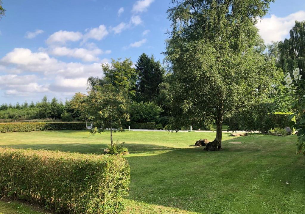 Tranbjerg J Bed & Breakfast | Solbjerg Skov B&B