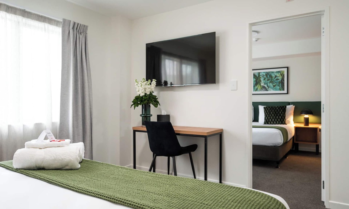 Hillsborough Hotel | Solsen Motel