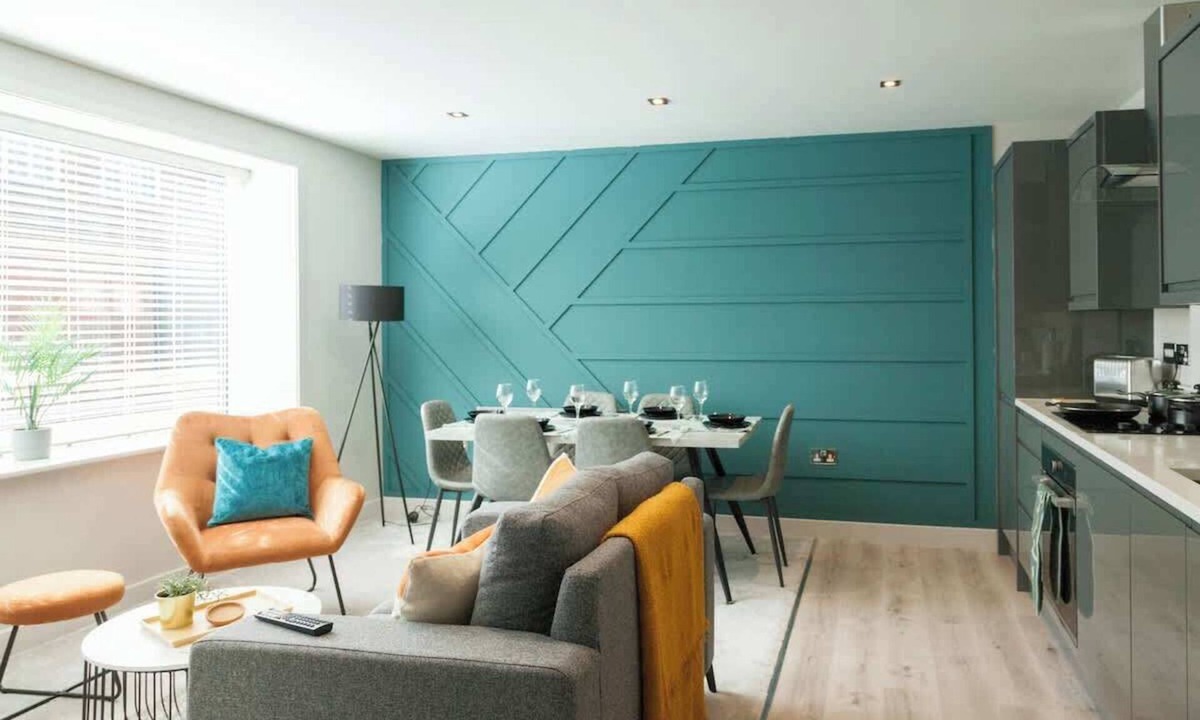 Leeds Condo | Somers Suites Apartments-Central-High Spec-Sleep 6