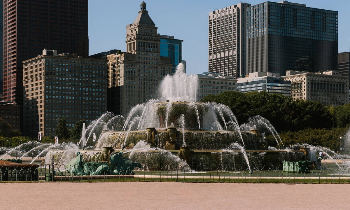 South Loop Apartment | Sonder South Wabash | Two-Bedroom Apartment