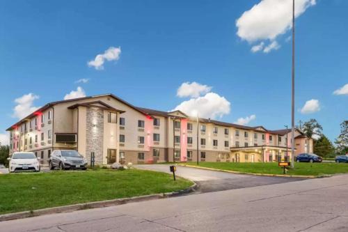 Lovington Hotel | Sonesta Essential Des Moines