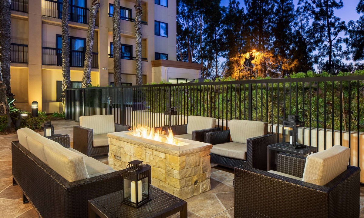 Laguna Hills Hotel | Sonesta Select Laguna Hills Irvine Spectrum