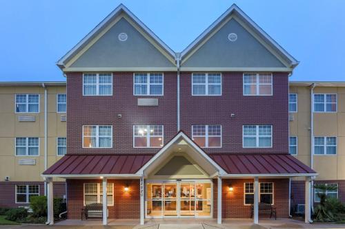 Fairbanks Hotel | Sonesta Simply Suites Houston Brookhollow