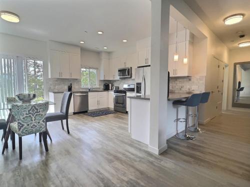 Sonoma Apartment | Sonoma Grove Suites