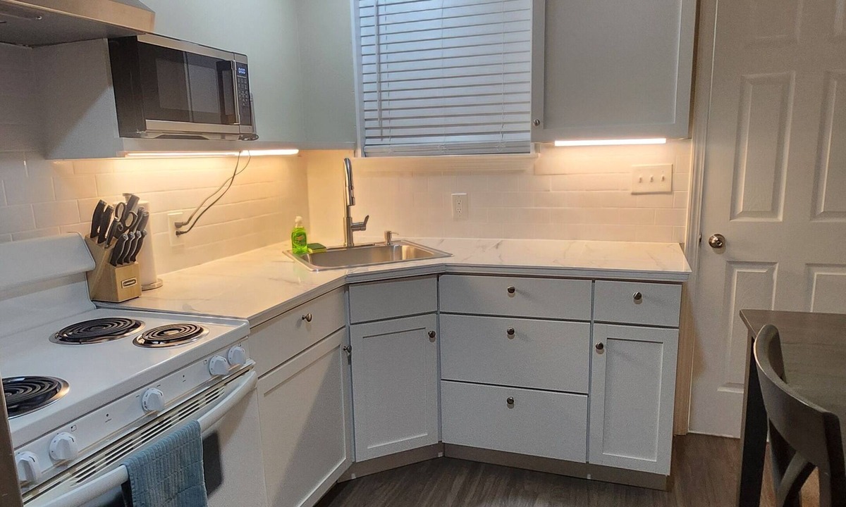 Village At Walnut Creek Apartment | Soothing 1-bedroom apartment with AC in vibrant Austin No Pet Fee