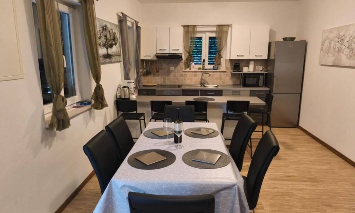 urinici Villa | Soothing 3-bedroom villa with AC in charming Đurinići