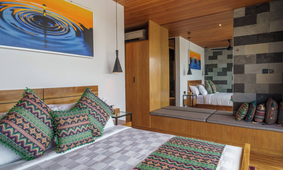 Nakula Villa | Sophisticated 3-Bedroom Designer Pool Villa in Central Seminyak