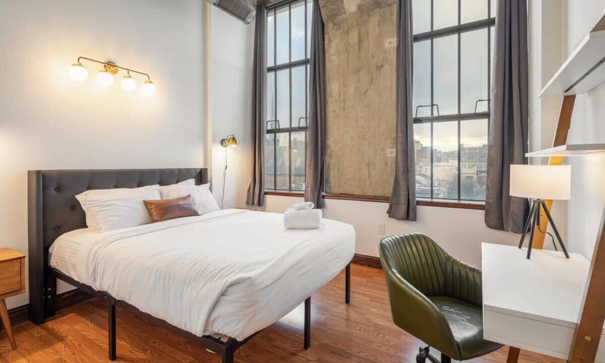 West Poplar Apartment | Sosuite | 2BR Apt w W/D, Gym, On-Site Restaurant