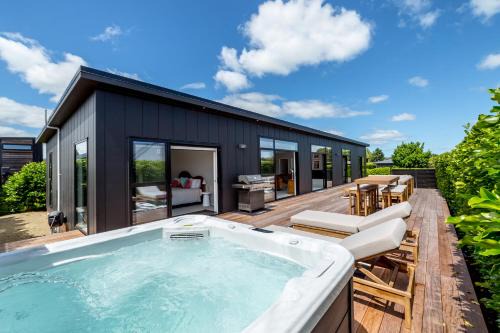 Martinborough House | Sotally Tober Retreat