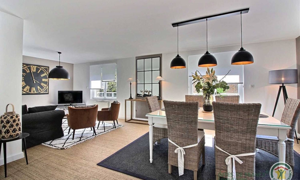 Crehen House | Sous le Cerisier - CREHEN