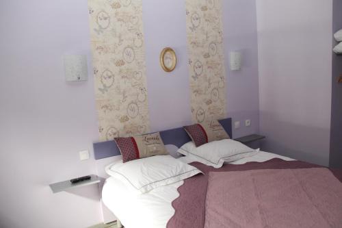 Saint-Simeon-de-Bressieux Bed & Breakfast | Sous Le Figuier