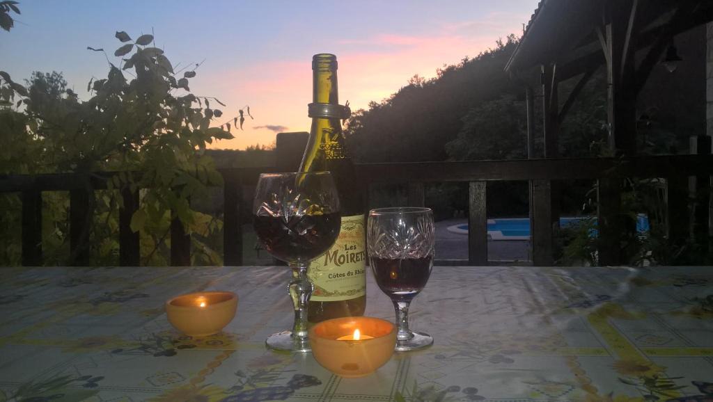 Montagudet Bed & Breakfast | Sous les Arbres, Lieu dit Cassagnal