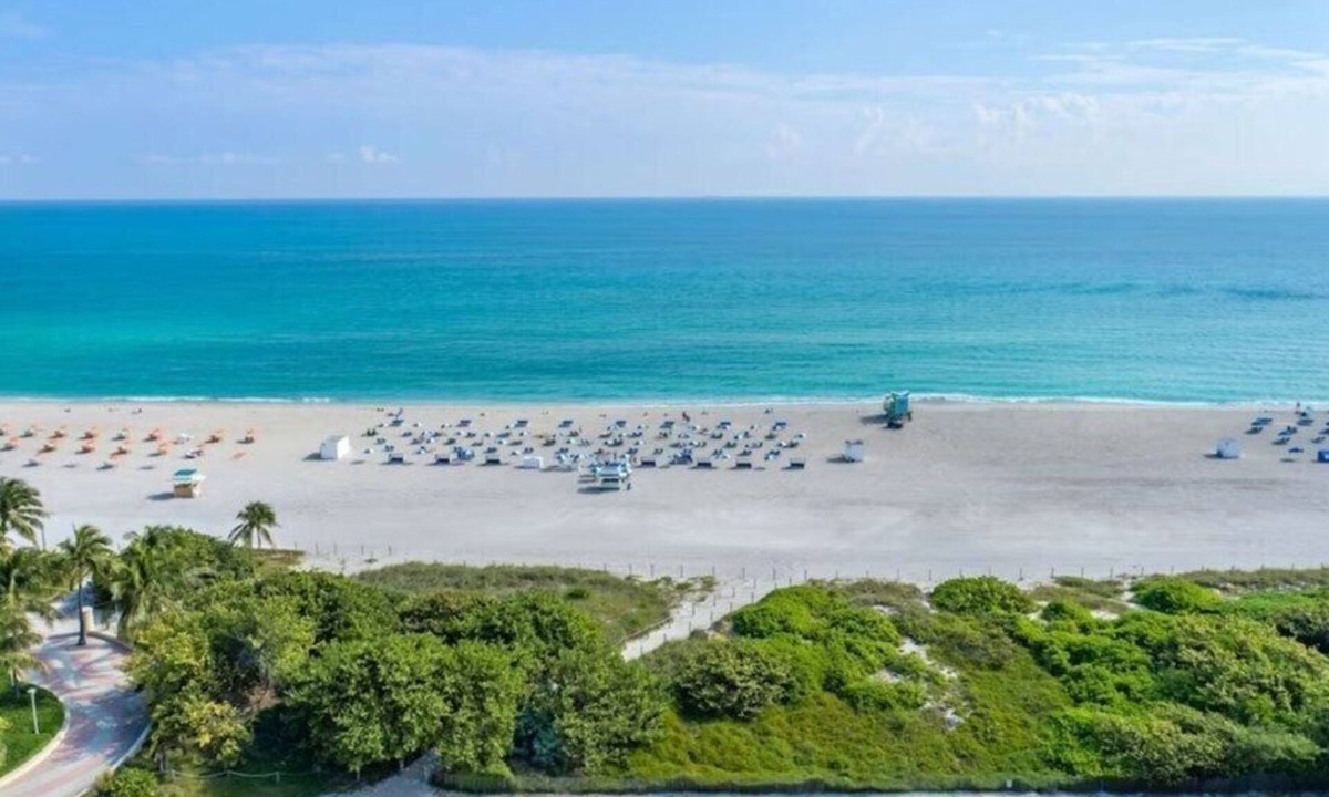 South Beach Resort | South Beach Miami | Couples Oceanfront Getaway | Beach Stay
