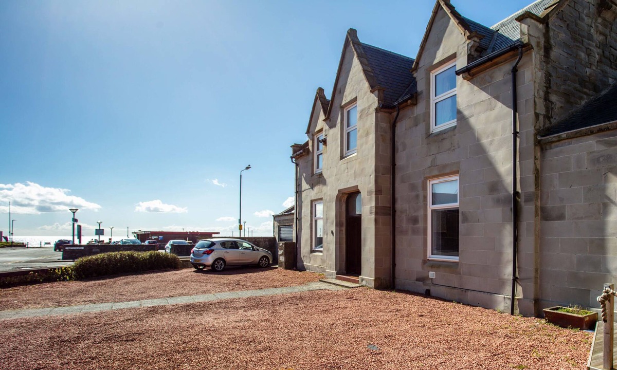 Troon Apartment | South Beach View - Donnini Deluxe