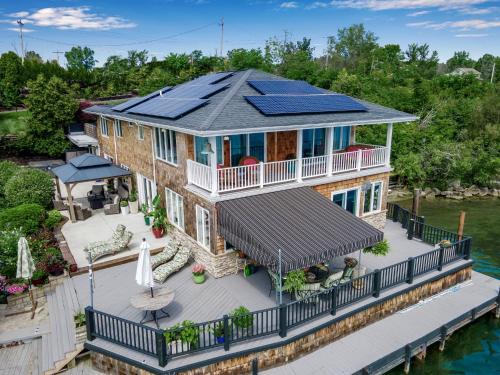 Grand Island Bed & Breakfast | South Bridge Bed and Breakfast