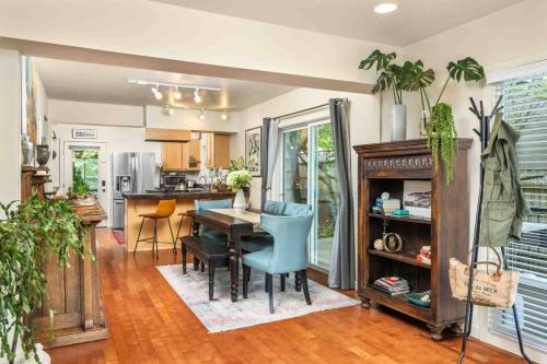 South Burlingame House | South Burlingame Hideaway