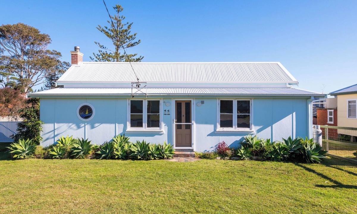 Currarong House | South Cantina * Currarong 🤟🏼👉🏽👨‍👩‍👧‍👧👙🩲�