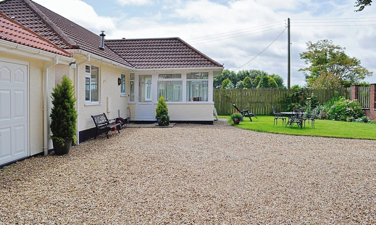 West Buckland Cottage | South Cleeve Bungalow