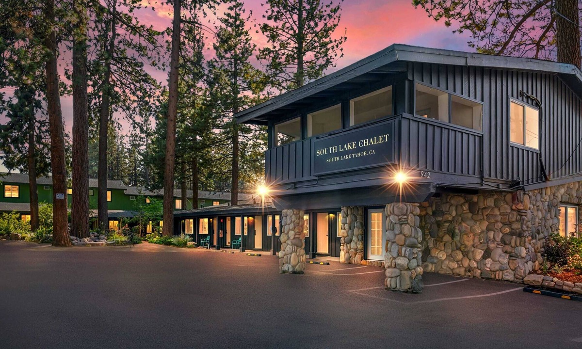 Lakeside Park Resort | South Lake Chalet
