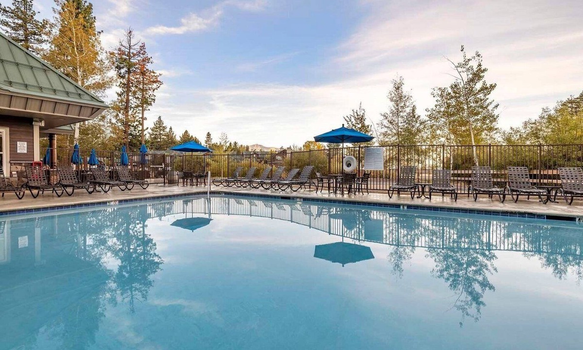 South Lake Tahoe Villa | South Lake Tahoe | Pool & Ski Access | Alpine Escape Stay