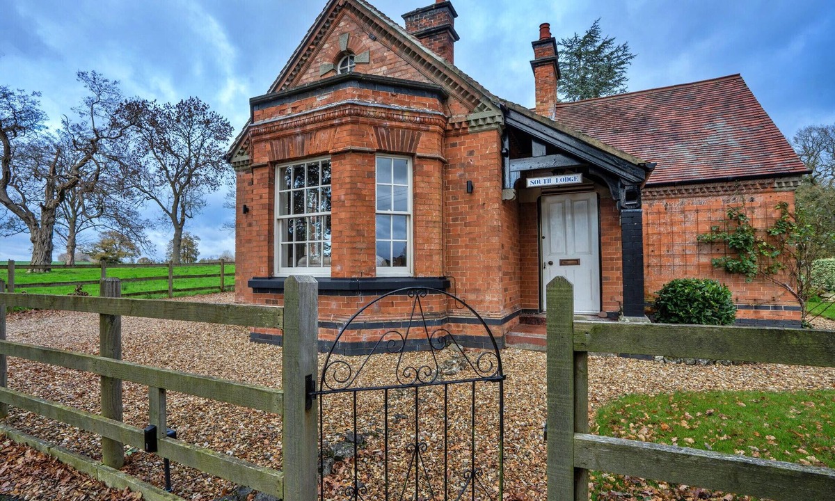 Dalbury Lees House | South Lodge at Longford