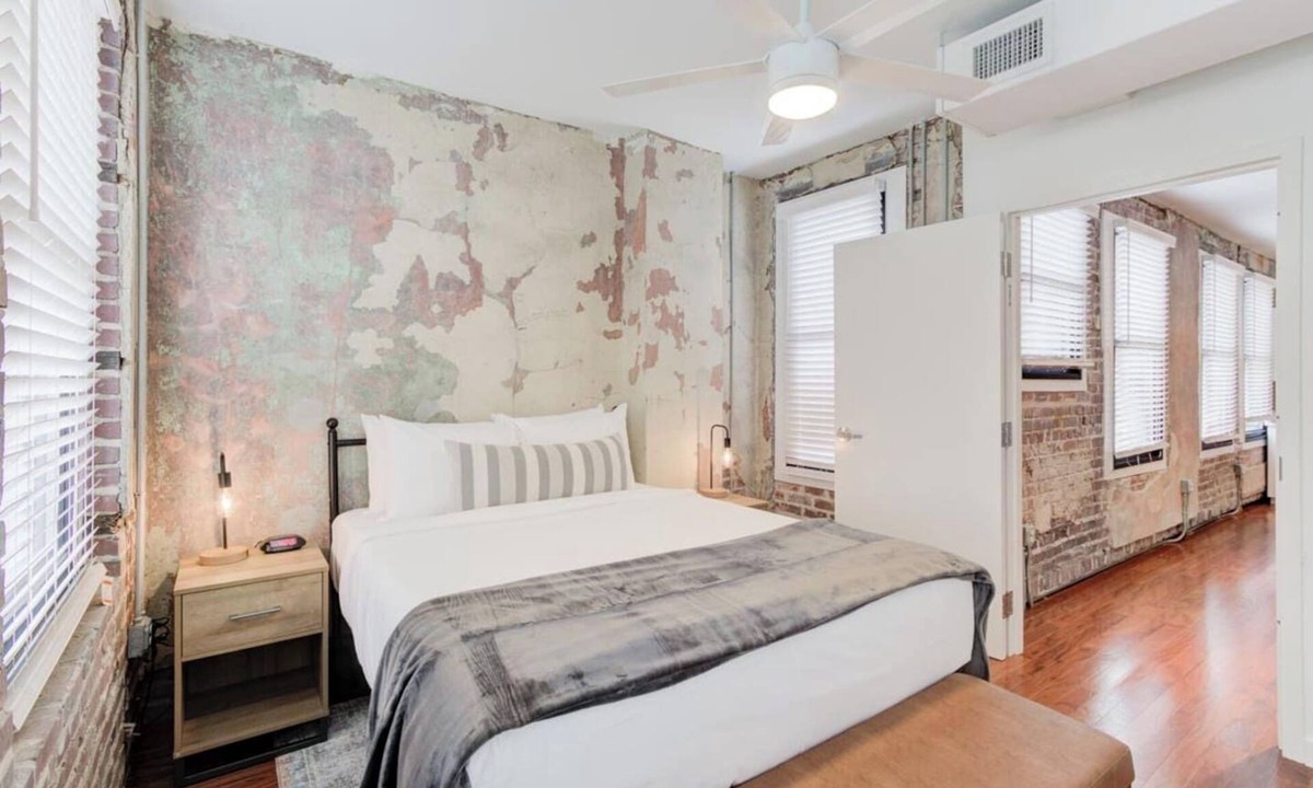 Downtown Memphis Apartment | South Main Haven | Walk to Beale, Art, & Fun