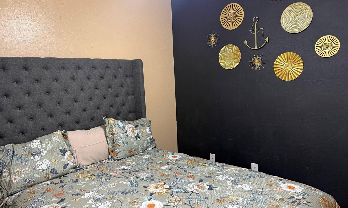 Foothills Reserve Apartment | South Mountain Reserve