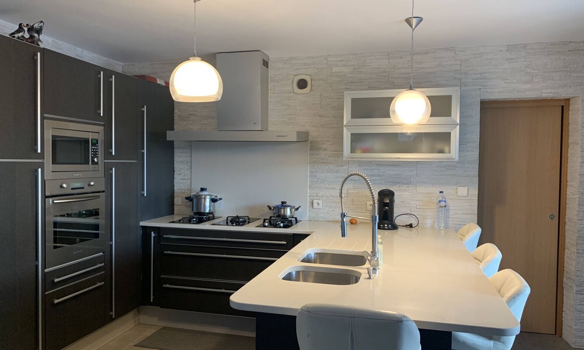 Villetelle Villa | South Softness in Dream Villa