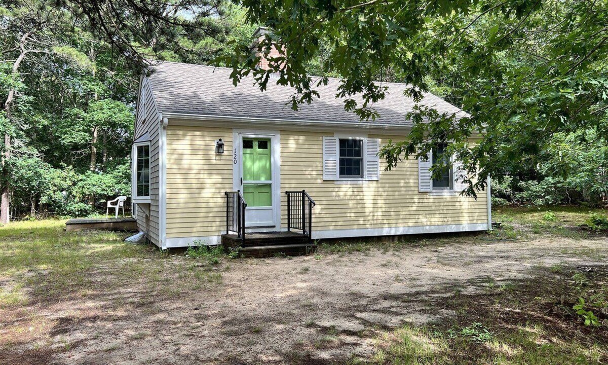 North Eastham Cottage | South Sunken Meadow Cottage