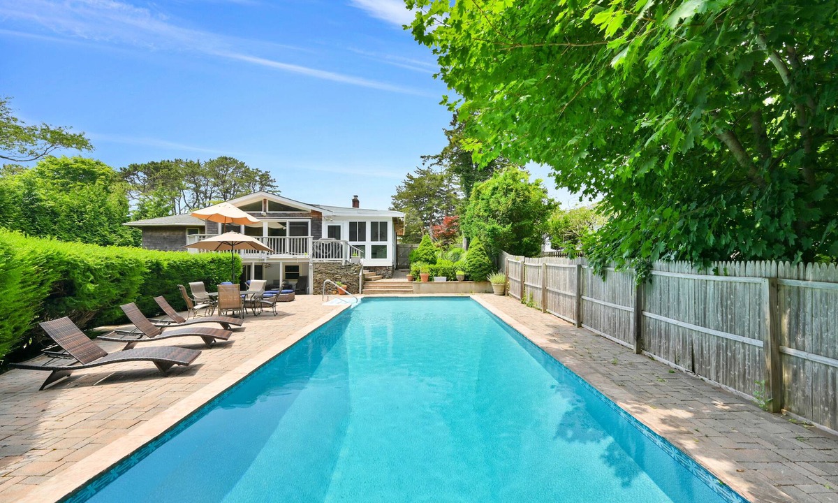 Shinnecock Hills House | Southampton Gem House with Beautiful Heated Pool