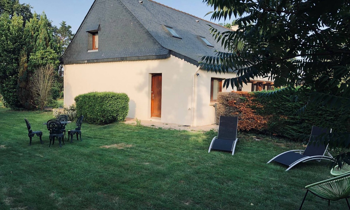 Noyal-Muzillac Apartment | Southern Brittany - peace and quiet by the sea