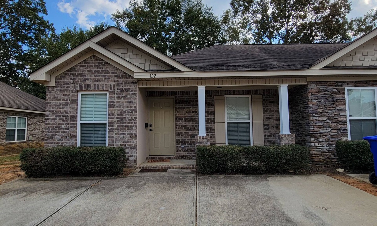 Harlem House | Southern Charm Convenient to Augusta & Ft Gordon