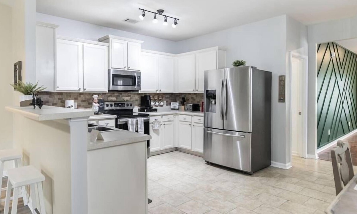 Byron House | Southern Charm ⭐️