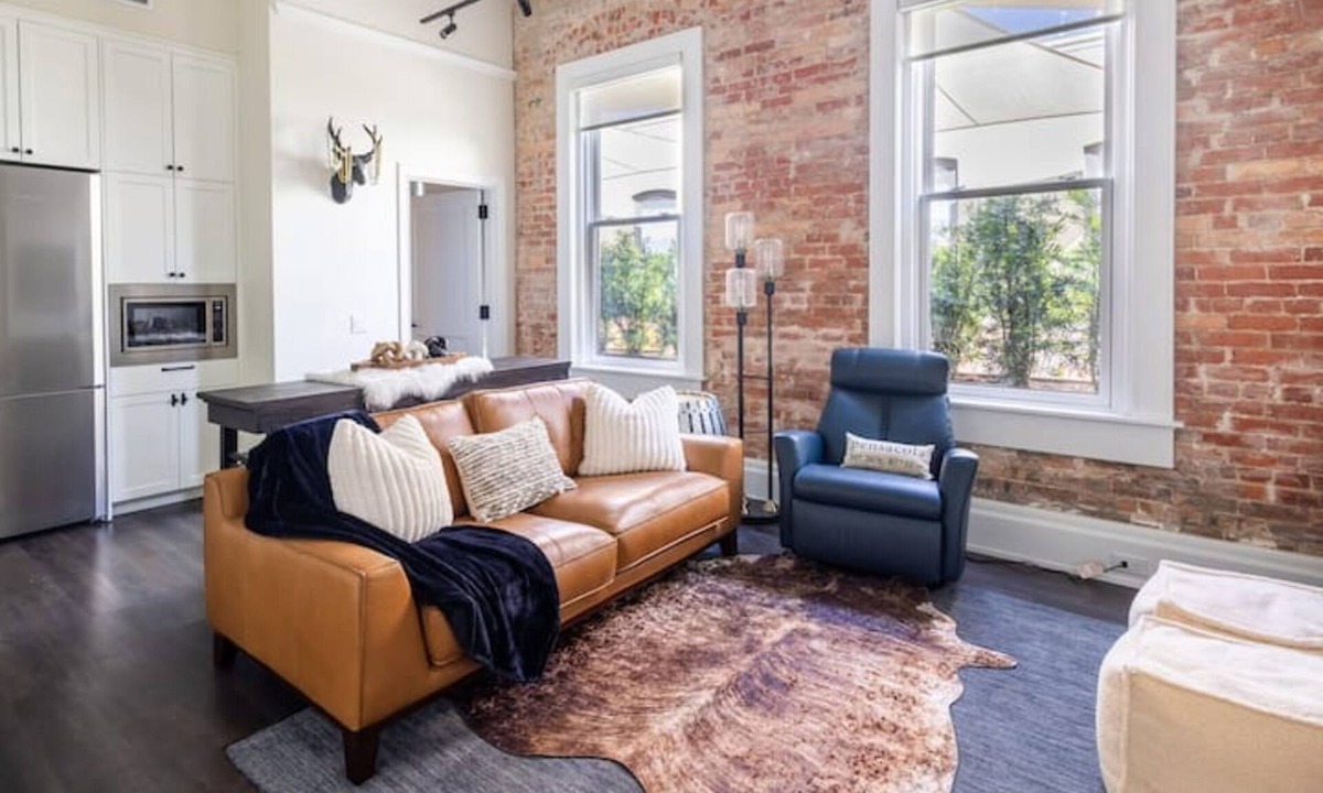 Downtown Condo | Southern Comfort 318