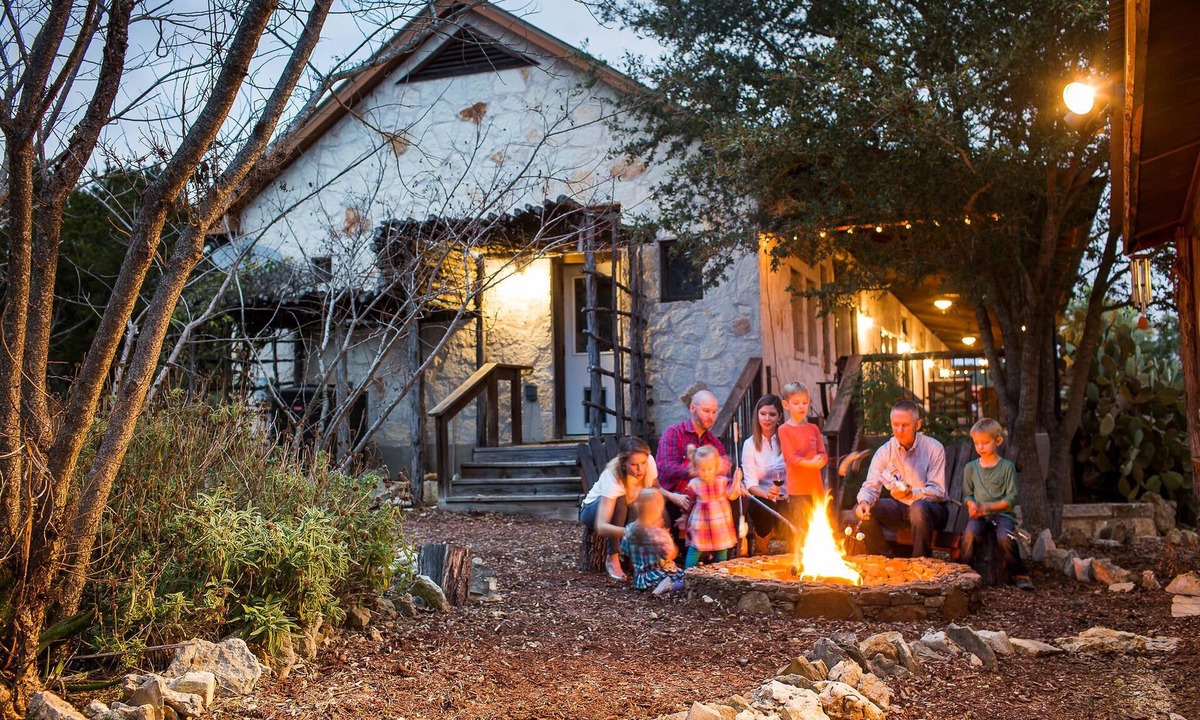 Wimberley House | Southern Cross I Stargazing, hot tub, sleeps up to 8!