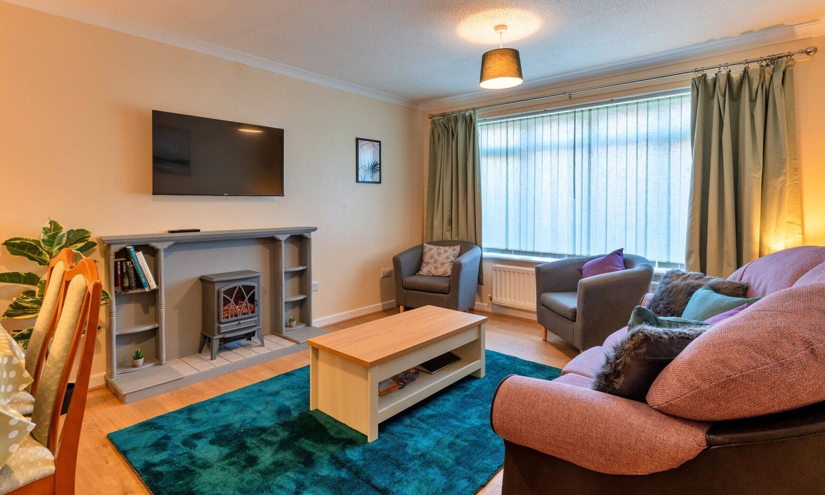 Burnham-on-Sea Ski Chalet | Southern Lea