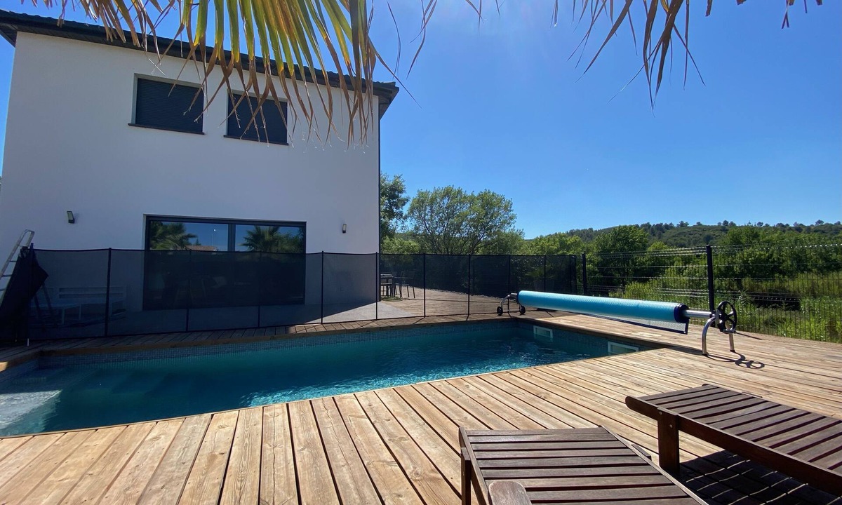 Grabels House | Southern vacation villa