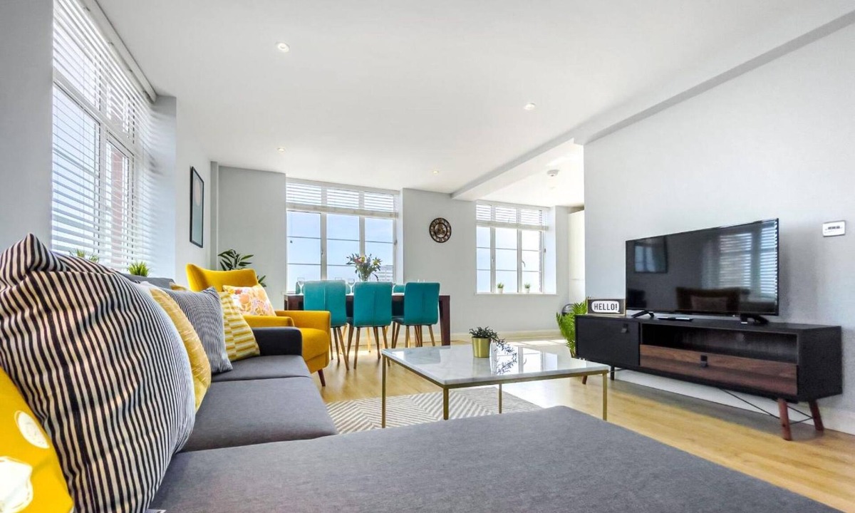 Montpelier Apartment | Southern View 2 | By My Getaways