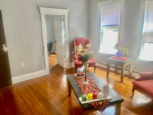 Hartford House | SouthGreen APT 2S