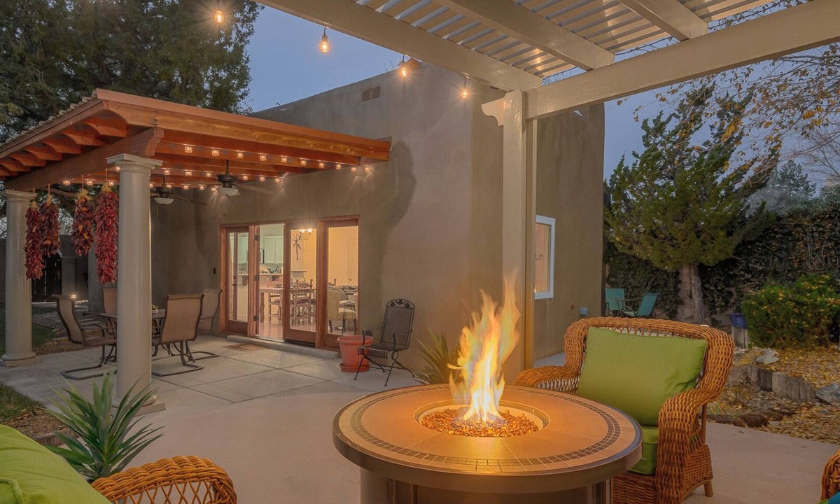 Oso Grande House | Southwest Retreat with Private Courtyard