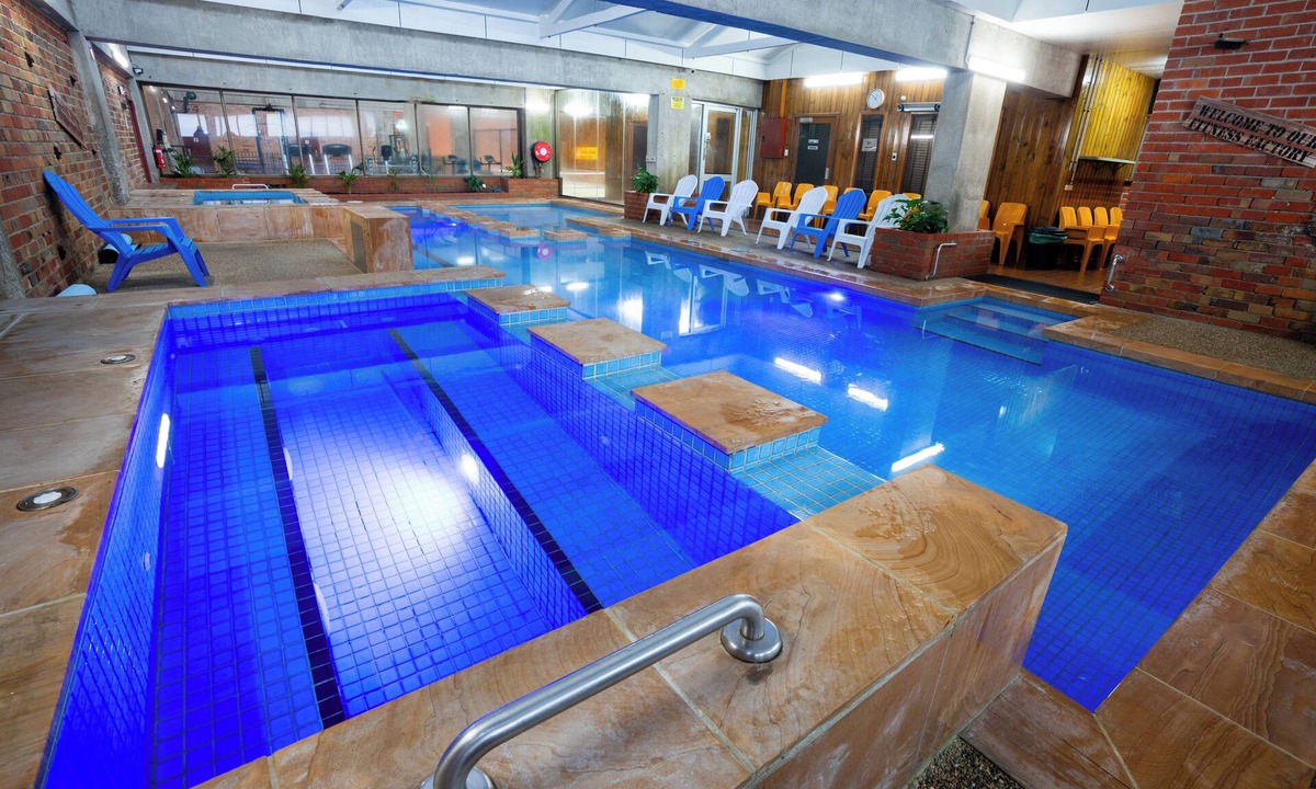 Golden Point Hotel | Sovereign Park Motor Inn