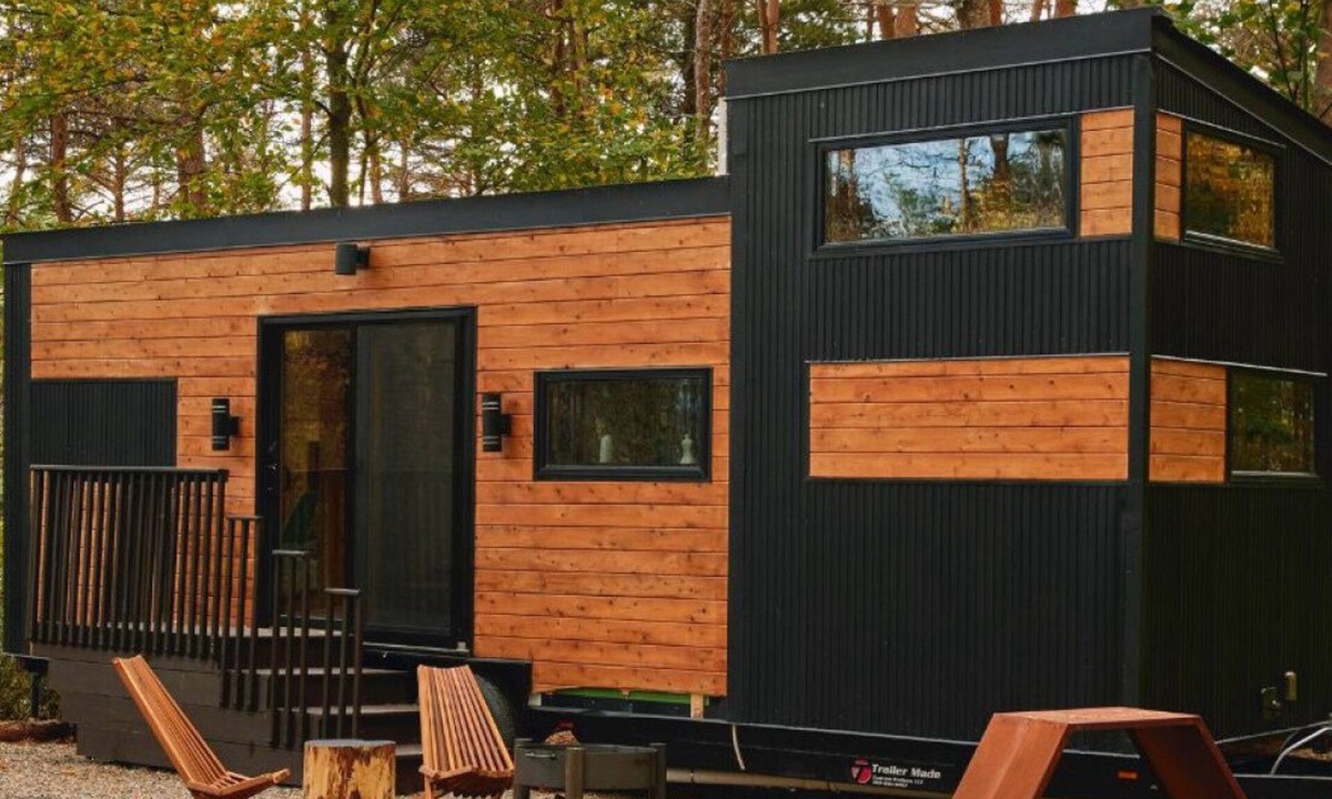 Cambridge House | Sowilo Retreat All-Inclusive Maple House