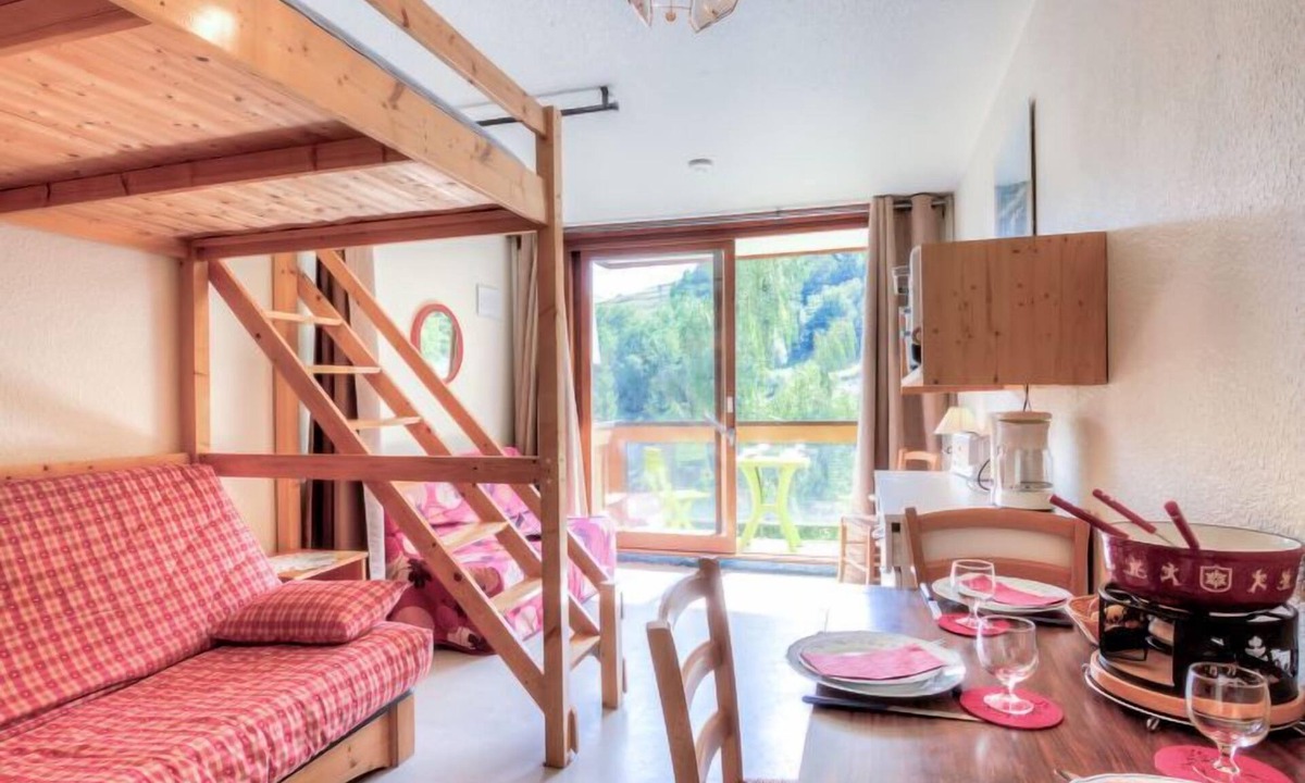 Le Corbier Apartment | Soyouz Vanguard by Interhome