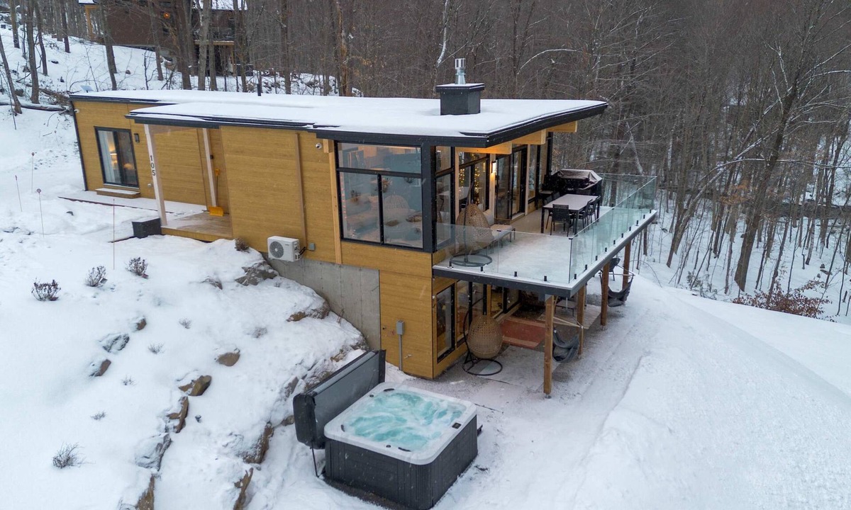 Pine Hill Ski Chalet | Spa & Absolute Comfort - Le RuissO