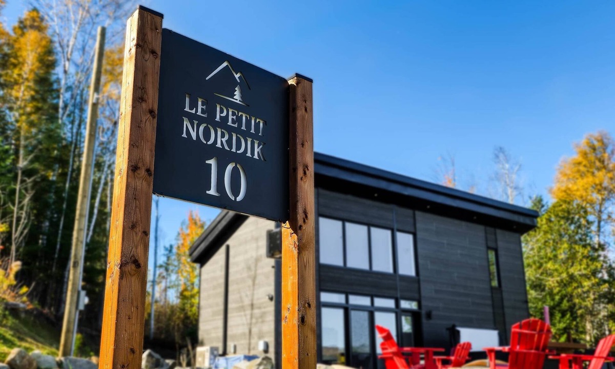 Saint Come Ski Chalet | Spa and Mountain | Le Petit Nordik